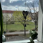 Messe Und U-Bahn Naehe Maffeiplatz